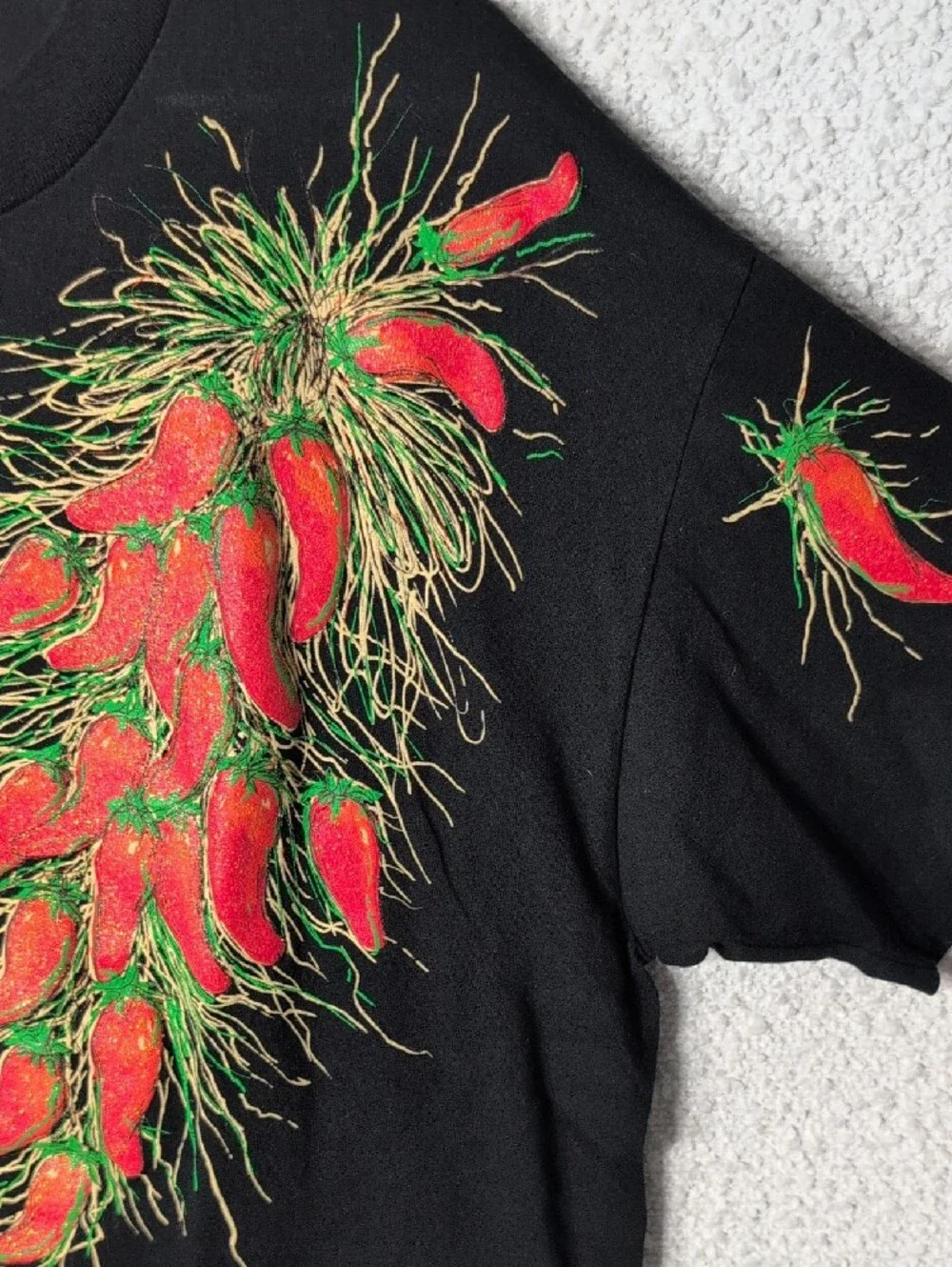 VTG 90's Anvil Adult XL Albuquerque Garunos with Red & Green Chili Cluster